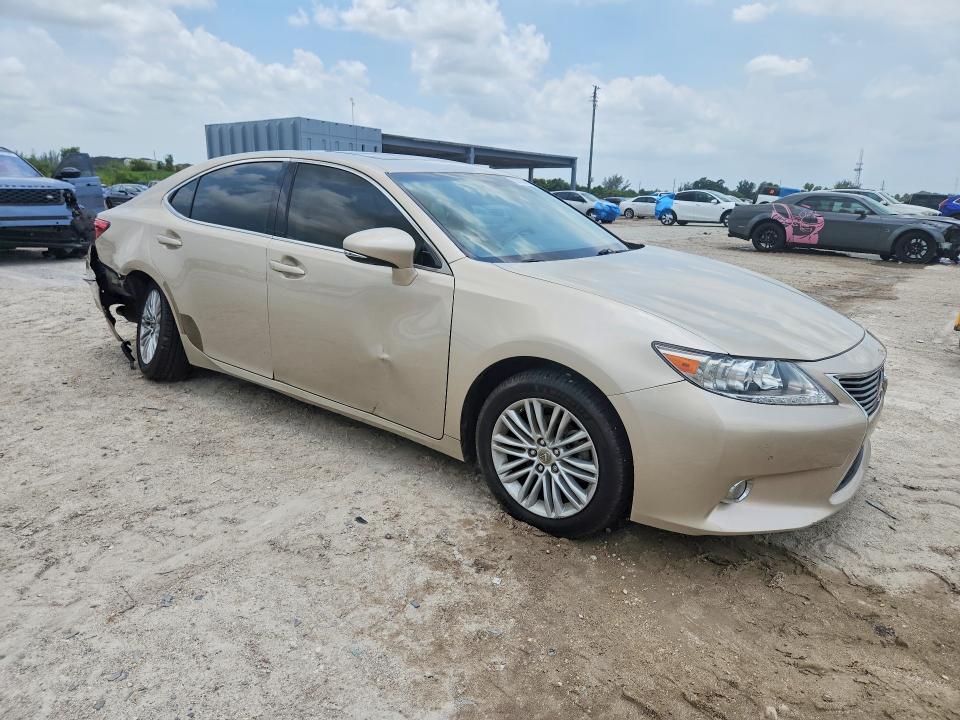 57697406 :رقم المزاد ، JTHBK1GG6D2020550 vin ، 2013 Lexus Es مزاد بيع