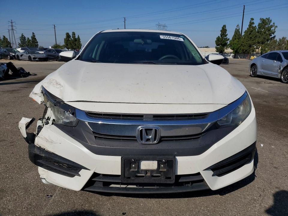 Aukcja sprzedaży 2018 Honda Civic, vin: 2HGFC2F7XJH528385, numer aukcji: 55561566
