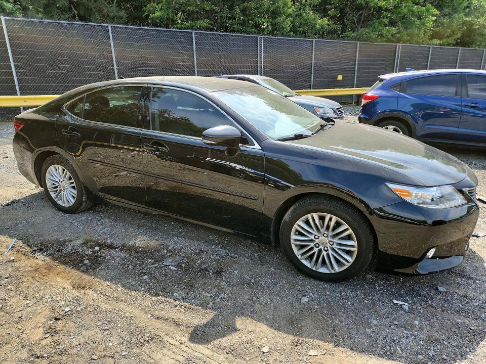 55133736 :رقم المزاد ، JTHBK1GG8D2042968 vin ، 2013 Lexus Es مزاد بيع