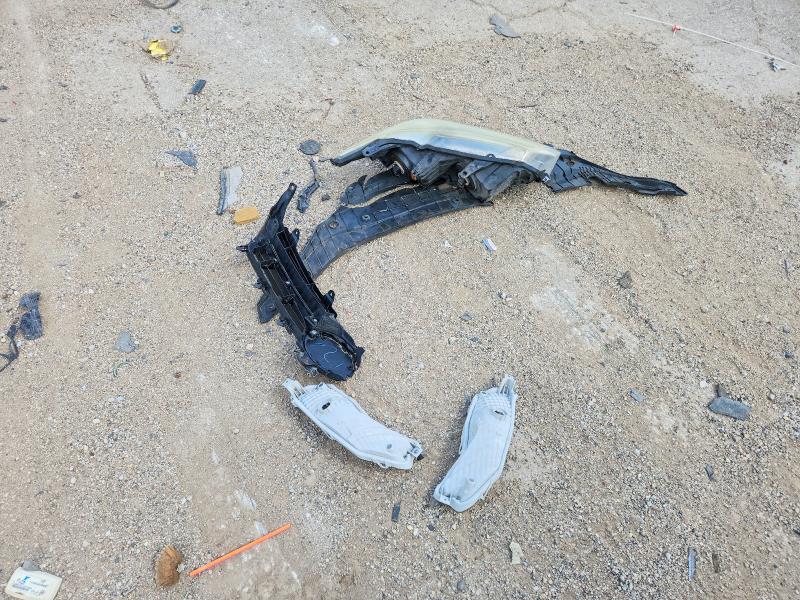 2015 Toyota Camry მანქანა იყიდება აუქციონზე, vin: 4T1BF1FK1FU978140, აუქციონის ნომერი: 57010236