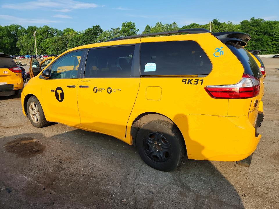 2017 Toyota Sienna მანქანა იყიდება აუქციონზე, vin: 5TDKZ3DC5HS885275, აუქციონის ნომერი: 57138526