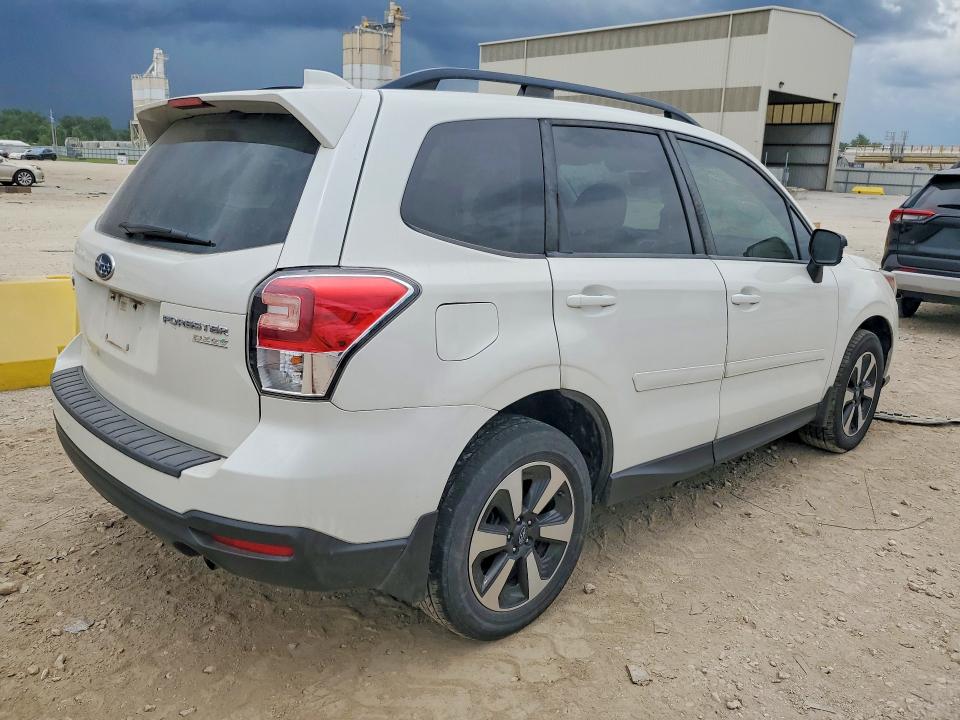 Продаж на аукціоні авто 2017 Subaru Forester, vin: JF2SJAGCXHH456274, номер лоту: 58087466