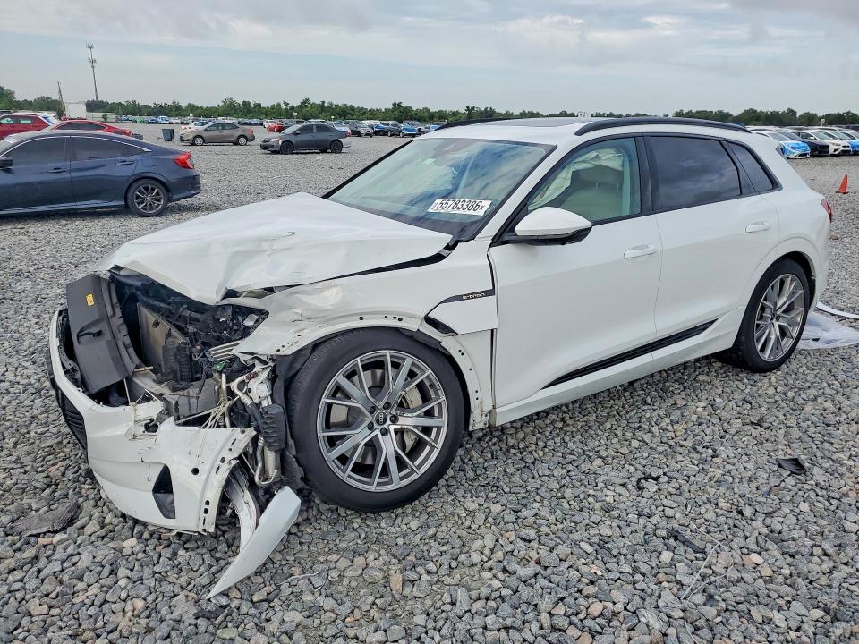 Aukcja sprzedaży 2021 Audi E-tron, vin: WA1VAAGE9MB014672, numer aukcji: 55783386