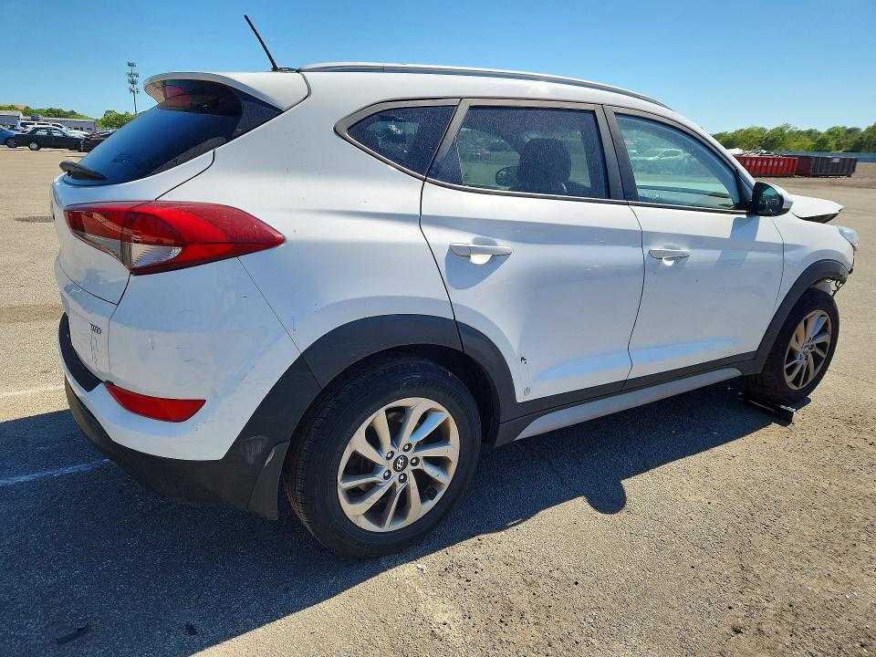 55427896 :رقم المزاد ، KM8J3CA43HU589849 vin ، 2017 Hyundai Tucson مزاد بيع
