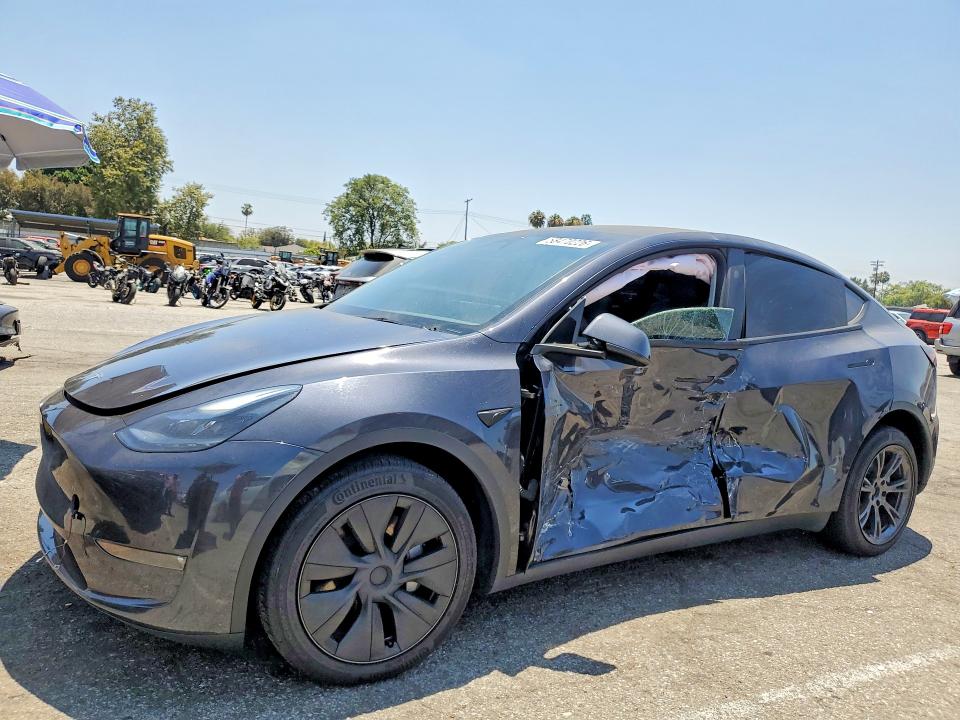 58470226 :رقم المزاد ، 7SAYGDEE2RF118109 vin ، 2024 Tesla Model Y مزاد بيع