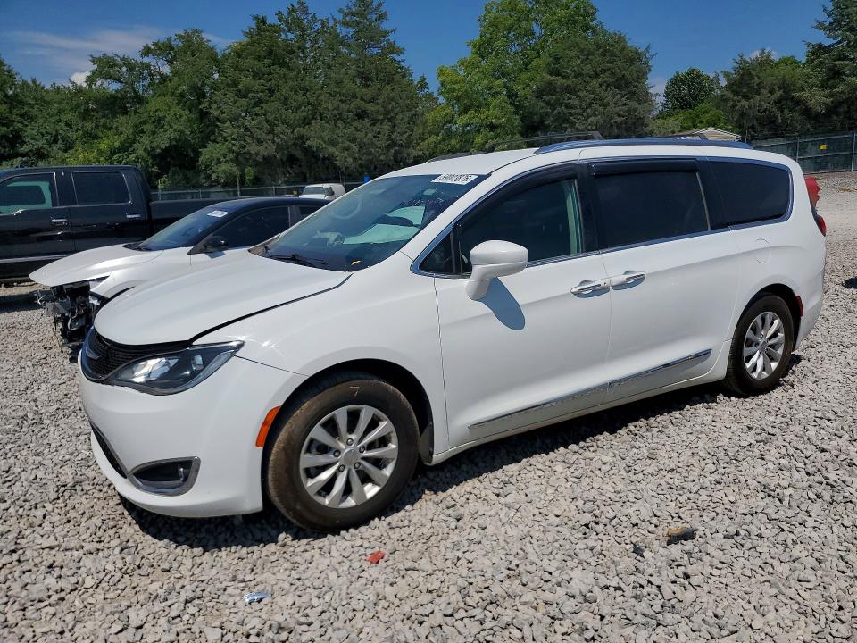 2018 Chrysler Pacifica მანქანა იყიდება აუქციონზე, vin: 2C4RC1BG0JR120113, აუქციონის ნომერი: 59003876