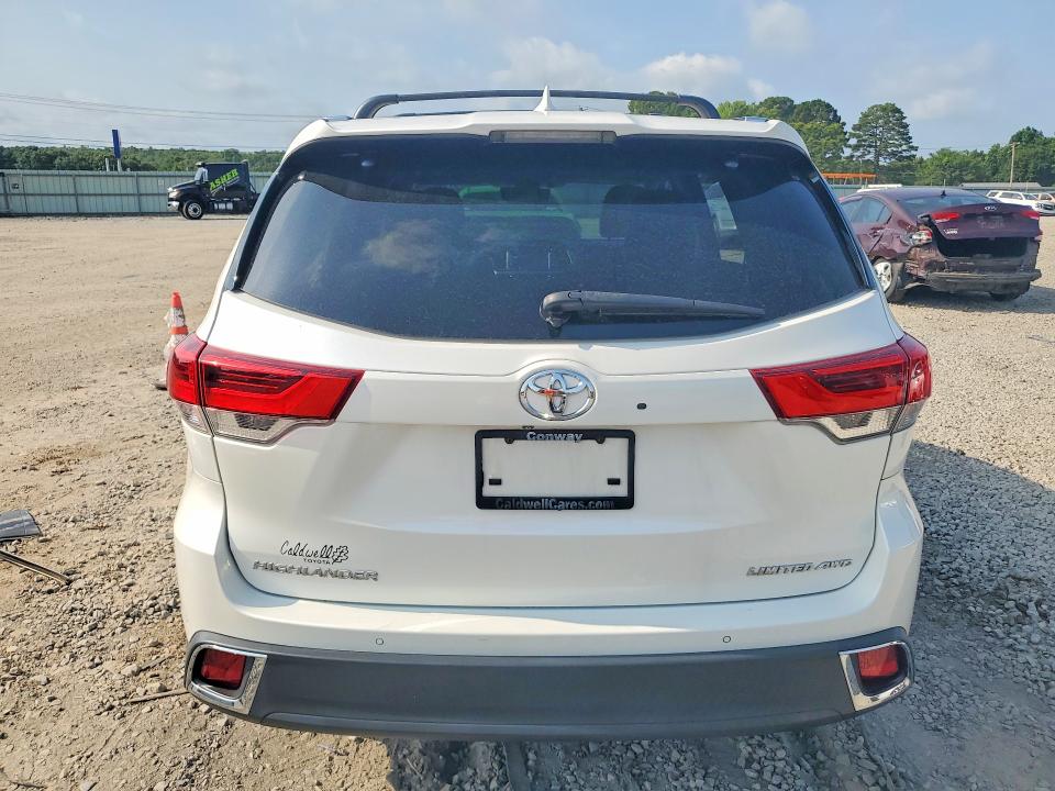 57962566 :رقم المزاد ، 5TDDZRFH7KS977595 vin ، 2019 Toyota Highlander مزاد بيع