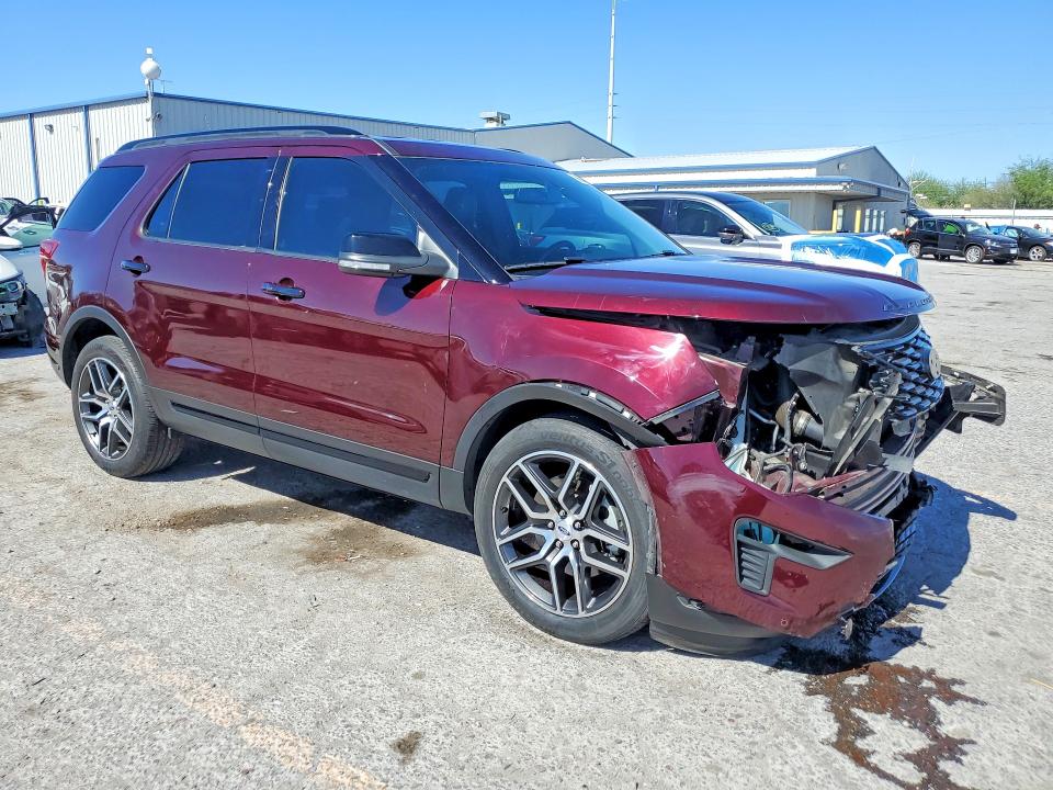 56538956 :رقم المزاد ، 1FM5K8GT7JGB79706 vin ، 2018 Ford Explorer مزاد بيع