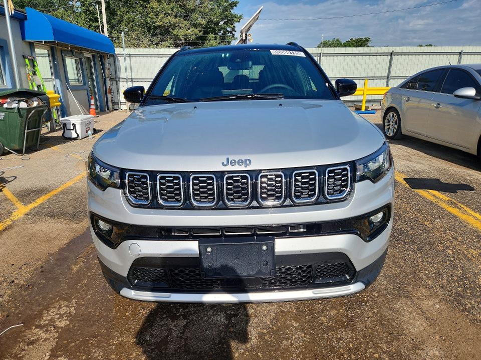 95586135 :رقم المزاد ، 3C4NJDCN7ST621646 vin ، 2025 Jeep Compass مزاد بيع