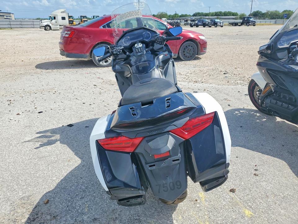 2021 Honda Gl1800 მანქანა იყიდება აუქციონზე, vin: JH2SC7915MK300249, აუქციონის ნომერი: 56505096