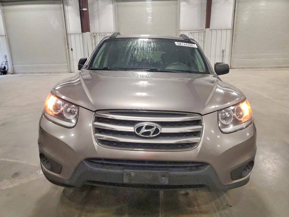 2012 Hyundai Santa Fe მანქანა იყიდება აუქციონზე, vin: 5XYZGDAB2CG102084, აუქციონის ნომერი: 58744286