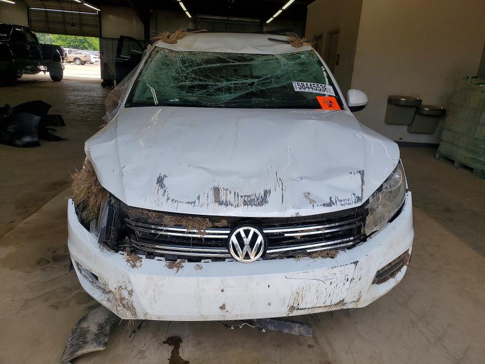Продажа на аукционе авто 2017 Volkswagen Tiguan, vin: WVGBV7AX3HK052684, номер лота: 58445536