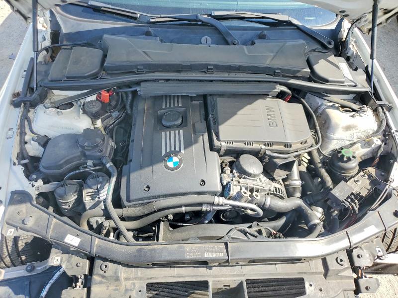 2011 Bmw 335 მანქანა იყიდება აუქციონზე, vin: WBADX1C57BE394285, აუქციონის ნომერი: 55837406