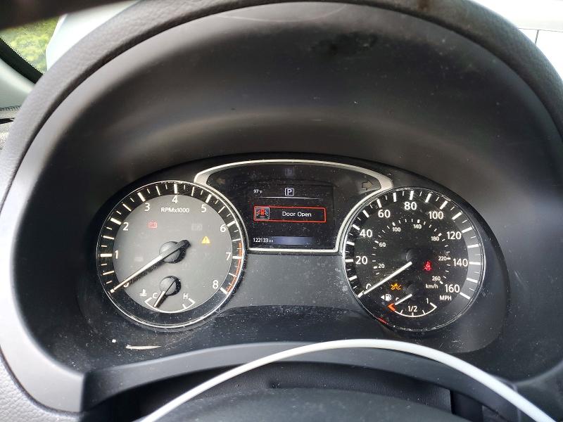 2018 Nissan Altima მანქანა იყიდება აუქციონზე, vin: 1N4AL3AP4JC116185, აუქციონის ნომერი: 85636625