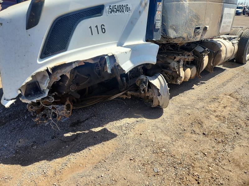 54548816 :رقم المزاد ، 4V4NC9EH0FN184534 vin ، 2015 Volvo Vn مزاد بيع