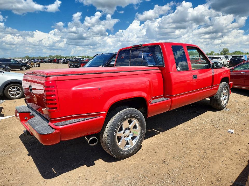 56697036 :رقم المزاد ، 2GBEK19K5S1293190 vin ، 1995 Chevrolet Gmt-400 مزاد بيع