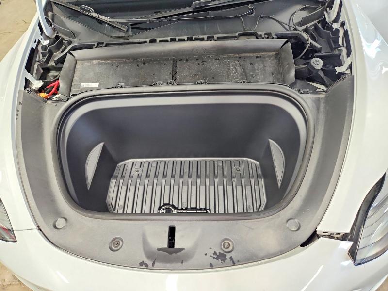 2024 Tesla Model Y მანქანა იყიდება აუქციონზე, vin: 7SAYGDEE1RA256009, აუქციონის ნომერი: 58473956
