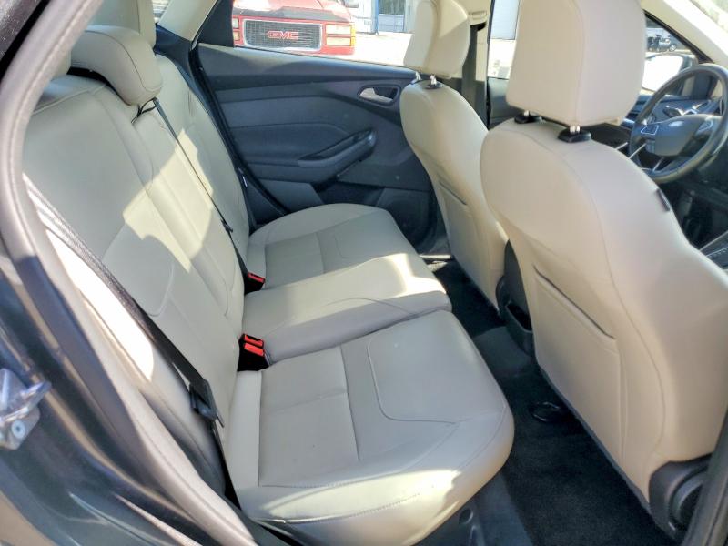 57091106 :رقم المزاد ، 1FADP3J26JL283167 vin ، 2018 Ford Focus مزاد بيع