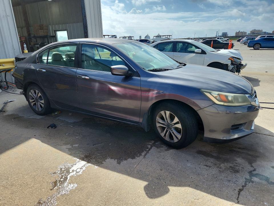 55350366 :رقم المزاد ، 1HGCR2F35FA025450 vin ، 2015 Honda Accord مزاد بيع