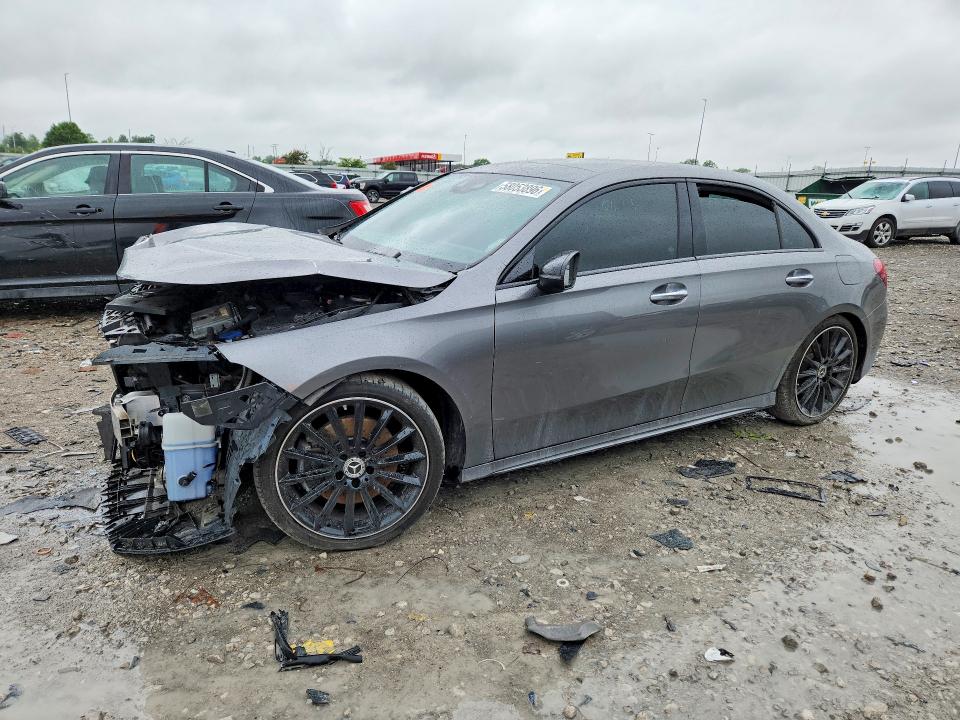 2019 Mercedes-benz A მანქანა იყიდება აუქციონზე, vin: WDD3G4FB7KW000530, აუქციონის ნომერი: 58053896