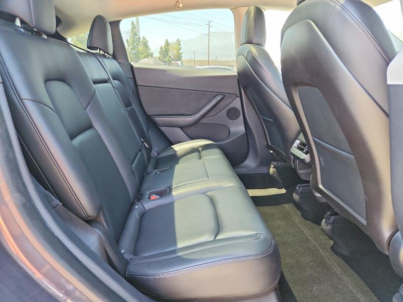 57562516 :رقم المزاد ، 5YJYGDEFXLF004761 vin ، 2020 Tesla Model Y مزاد بيع
