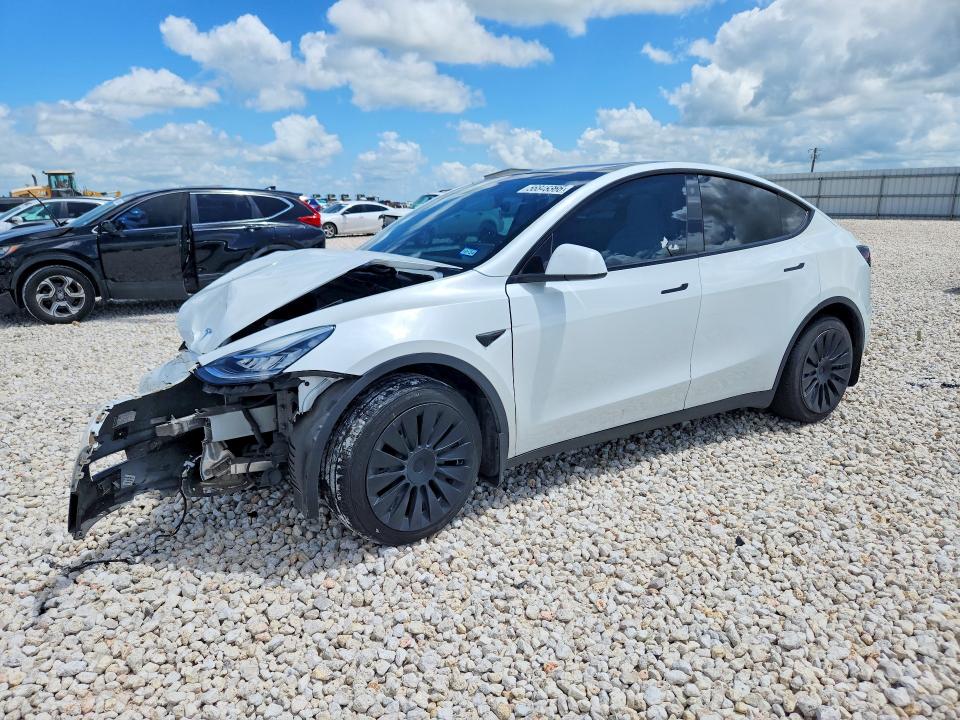 56846366 :رقم المزاد ، 5YJYGDEE8MF303982 vin ، 2021 Tesla Model Y مزاد بيع