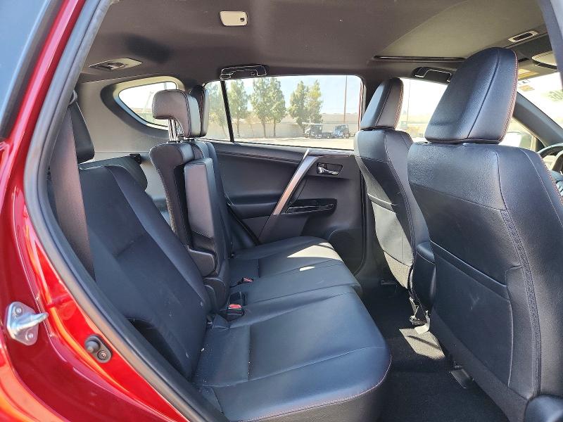 Продаж на аукціоні авто 2018 Toyota Rav4, vin: JTMNFREV7JD127688, номер лоту: 57006246