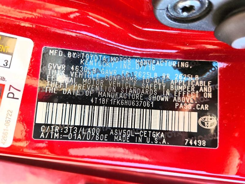 57847476 :رقم المزاد ، 4T1BF1FK6HU637061 vin ، 2017 Toyota Camry مزاد بيع
