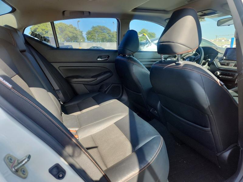 57061046 :رقم المزاد ، 1N4BL4CW1KN301220 vin ، 2019 Nissan Altima مزاد بيع