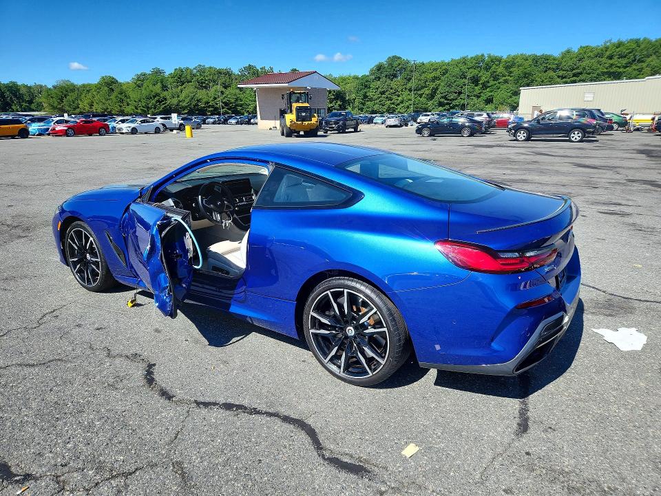 Продаж на аукціоні авто 2023 Bmw M850xi, vin: WBABC4C06PCM69120, номер лоту: 57299916