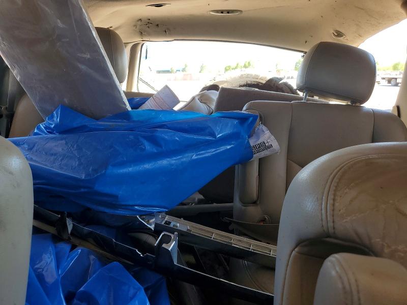 56286096 :رقم المزاد ، 1GNEK13ZX4R239421 vin ، 2004 Chevrolet Tahoe مزاد بيع