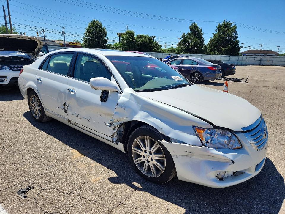 2010 Toyota Avalon მანქანა იყიდება აუქციონზე, vin: 4T1BK3DB0AU352355, აუქციონის ნომერი: 55757256