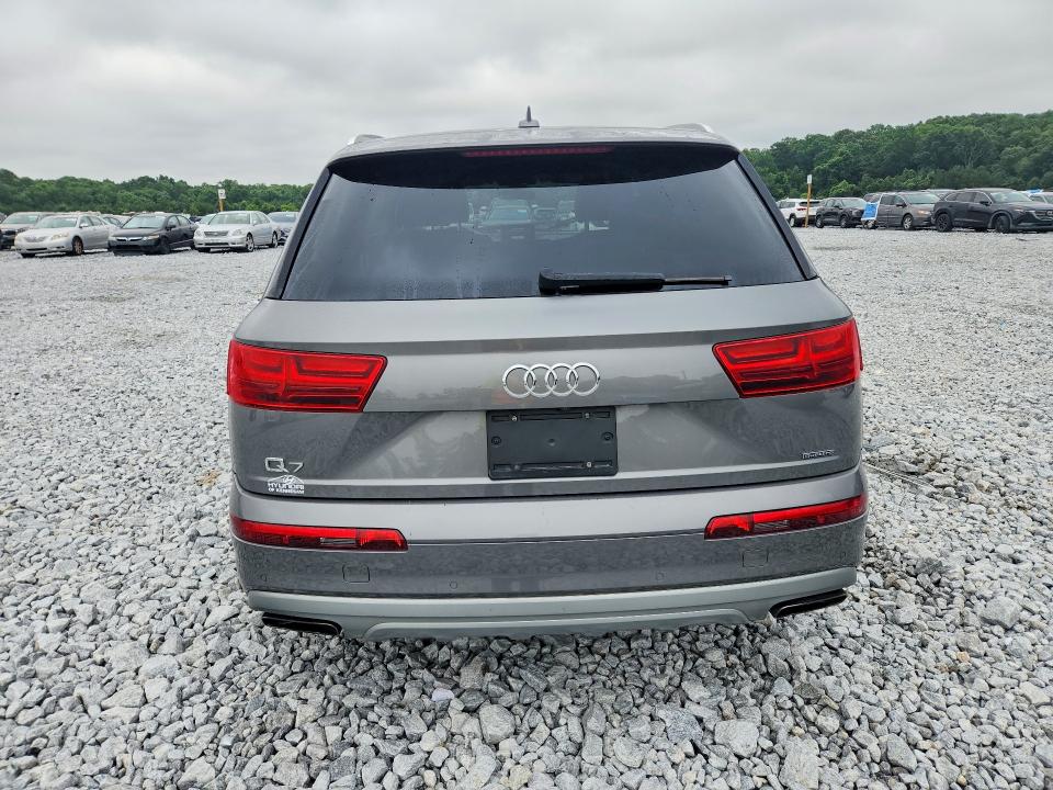 Продажа на аукционе авто 2017 Audi Q7, vin: WA1AHAF71HD044823, номер лота: 58381126