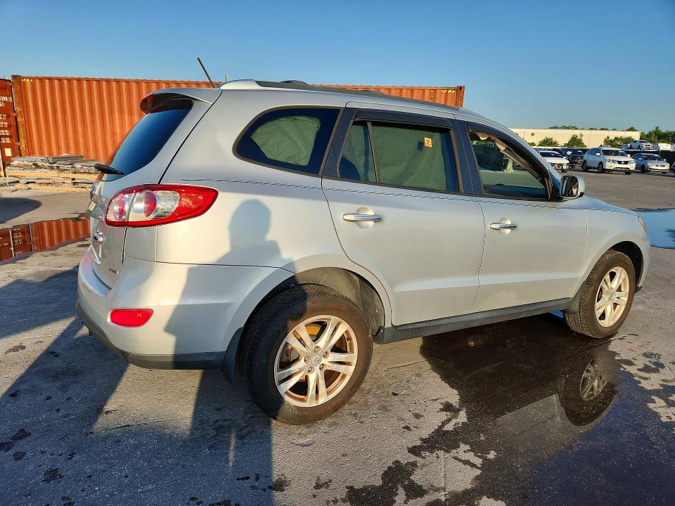 2012 Hyundai Santa Fe მანქანა იყიდება აუქციონზე, vin: 5XYZK3ABXCG128084, აუქციონის ნომერი: 76293645