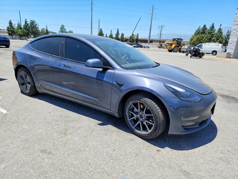2022 Tesla Model 3 მანქანა იყიდება აუქციონზე, vin: 5YJ3E1EB9NF345759, აუქციონის ნომერი: 57205966