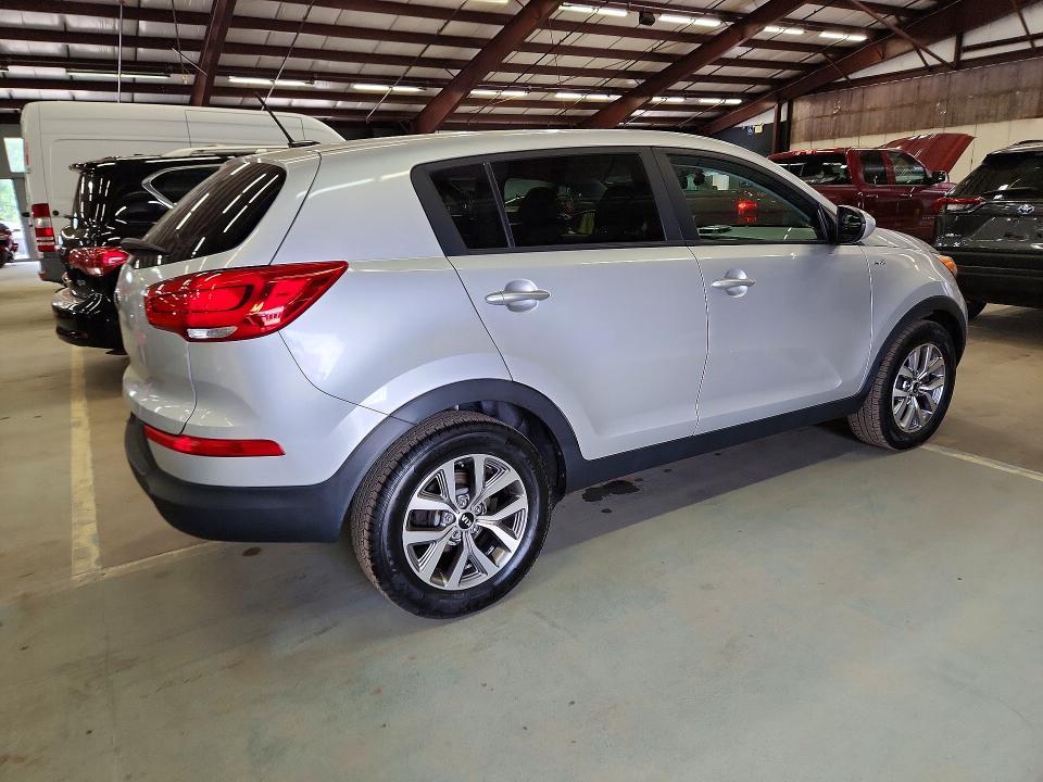 Продаж на аукціоні авто 2016 Kia Sportage, vin: KNDPBCAC8G7832304, номер лоту: 57156446