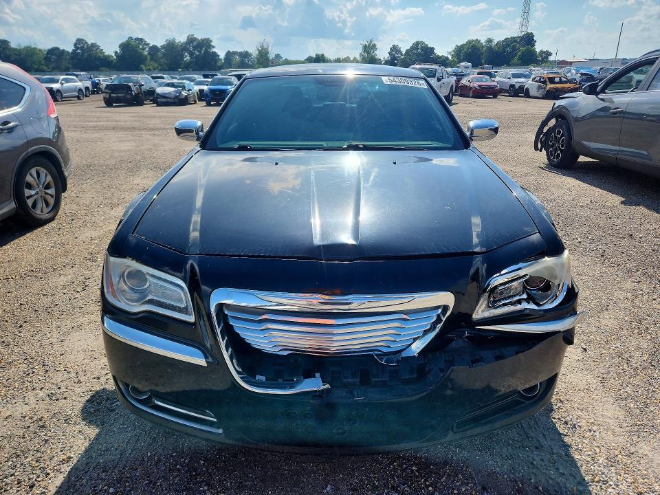 2014 Chrysler 300c მანქანა იყიდება აუქციონზე, vin: 2C3CCAET5EH118324, აუქციონის ნომერი: 54309326