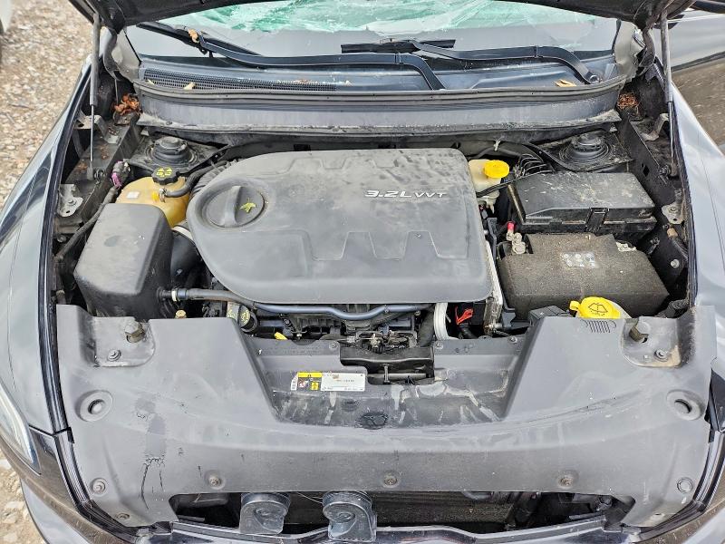 58923896 :رقم المزاد ، 1C4PJMCS8EW232494 vin ، 2014 Jeep Cherokee مزاد بيع
