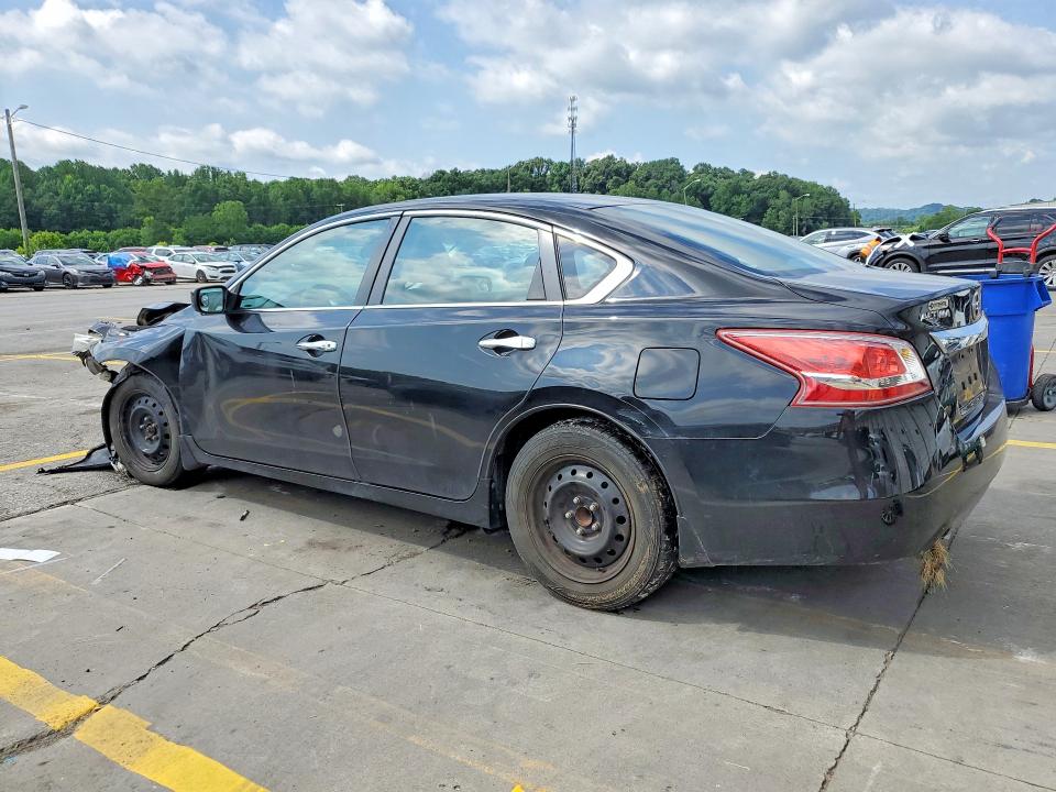 2015 Nissan Altima მანქანა იყიდება აუქციონზე, vin: 1N4AL3AP3FC413861, აუქციონის ნომერი: 57046006
