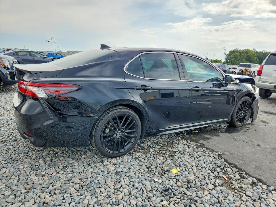 Продажа на аукционе авто 2021 Toyota Camry, vin: 4T1K61AK7MU603762, номер лота: 58701686