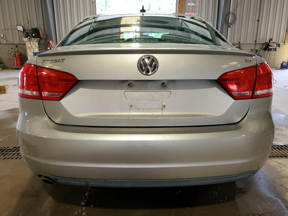 2013 Volkswagen Passat მანქანა იყიდება აუქციონზე, vin: 1VWBP7A3XDC089812, აუქციონის ნომერი: 58059226