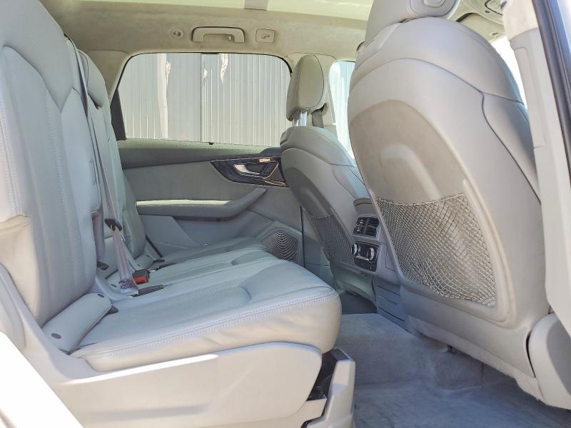 Продажа на аукционе авто 2017 Audi Q7, vin: WA1VAAF77HD030124, номер лота: 59017496