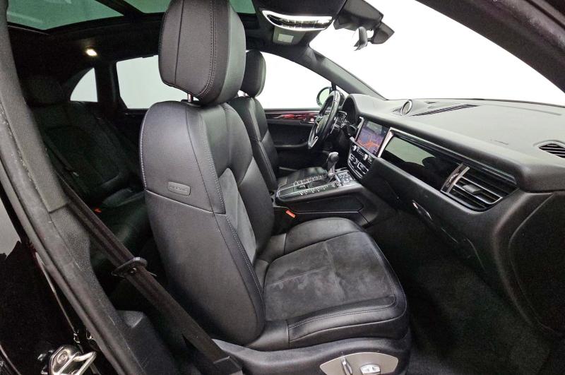 57173516 :رقم المزاد ، WP1AA2A57MLB08979 vin ، 2021 Porsche Macan مزاد بيع