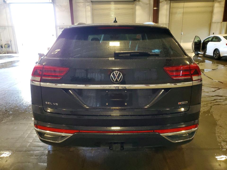 2021 Volkswagen Atlas Cross Sport მანქანა იყიდება აუქციონზე, vin: 1V2TE2CA6MC203329, აუქციონის ნომერი: 55618646