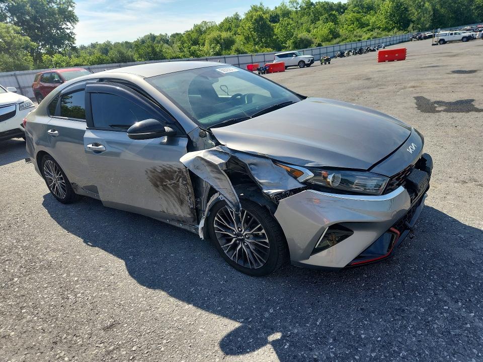 2022 Kia Forte მანქანა იყიდება აუქციონზე, vin: 3KPF54AD5NE495539, აუქციონის ნომერი: 56325876