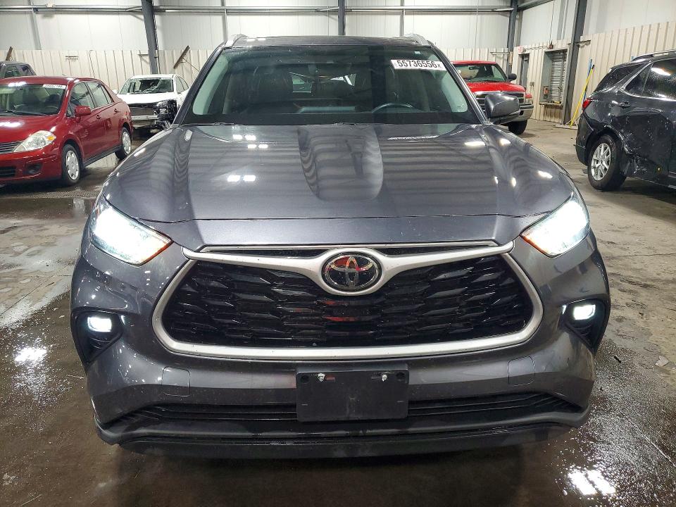 Продаж на аукціоні авто 2022 Toyota Highlander, vin: 5TDGZRBH8NS230000, номер лоту: 55736556