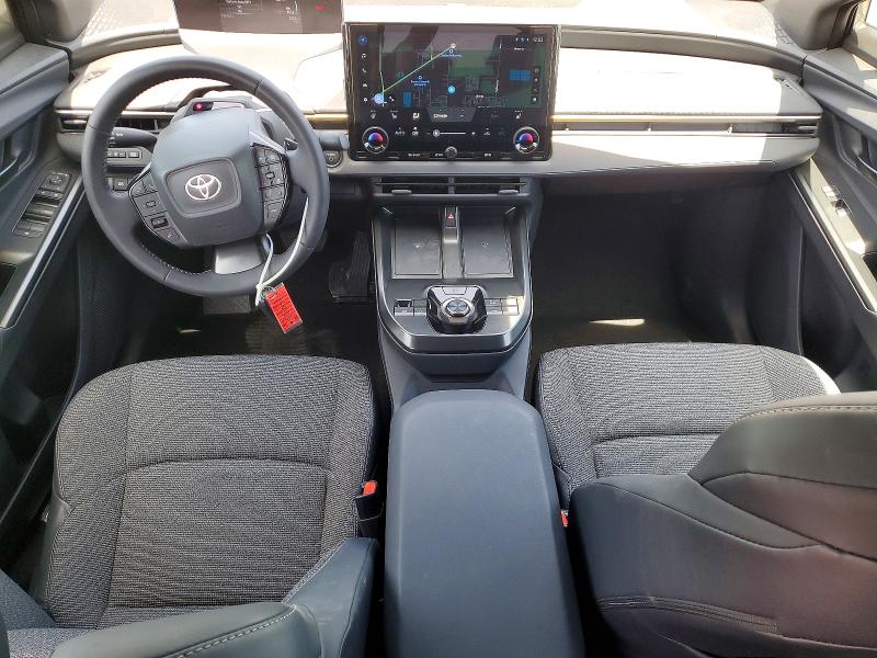 55624676 :رقم المزاد ، JTMBCAEB2TA006655 vin ، 2026 Toyota Bz مزاد بيع