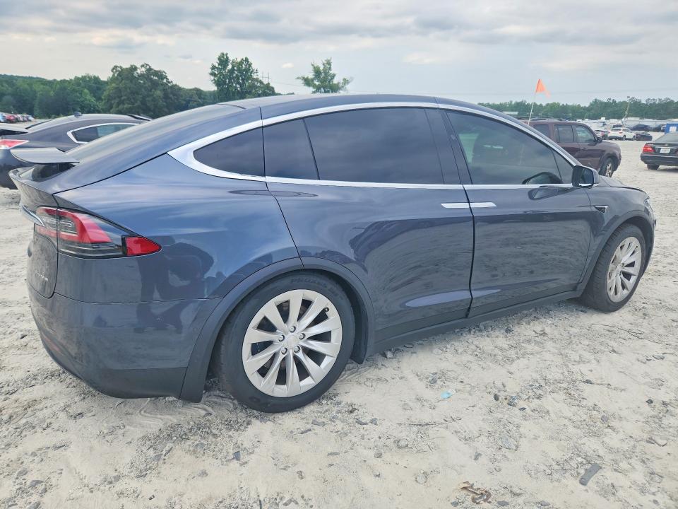 2020 Tesla Model X მანქანა იყიდება აუქციონზე, vin: 5YJXCBE20LF236813, აუქციონის ნომერი: 55777666