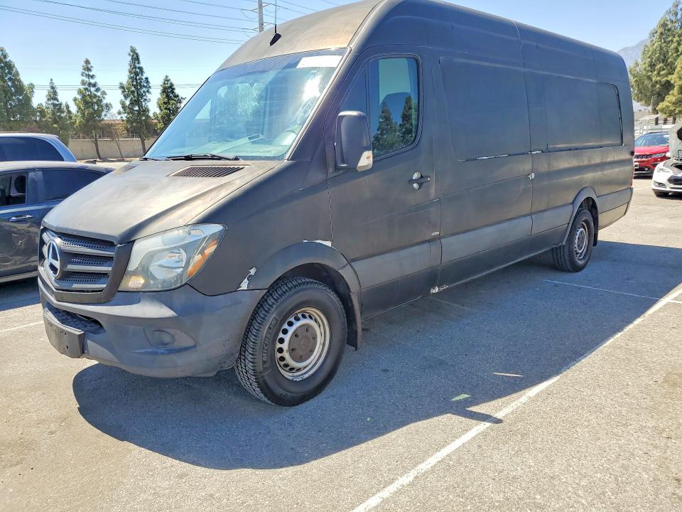 57001666 :رقم المزاد ، WD3PE8CDXGP317342 vin ، 2016 Mercedes Benz Sprinter مزاد بيع