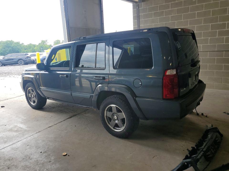 57010016 :رقم المزاد ، 1J8HG48NX8C159200 vin ، 2008 Jeep Commander مزاد بيع